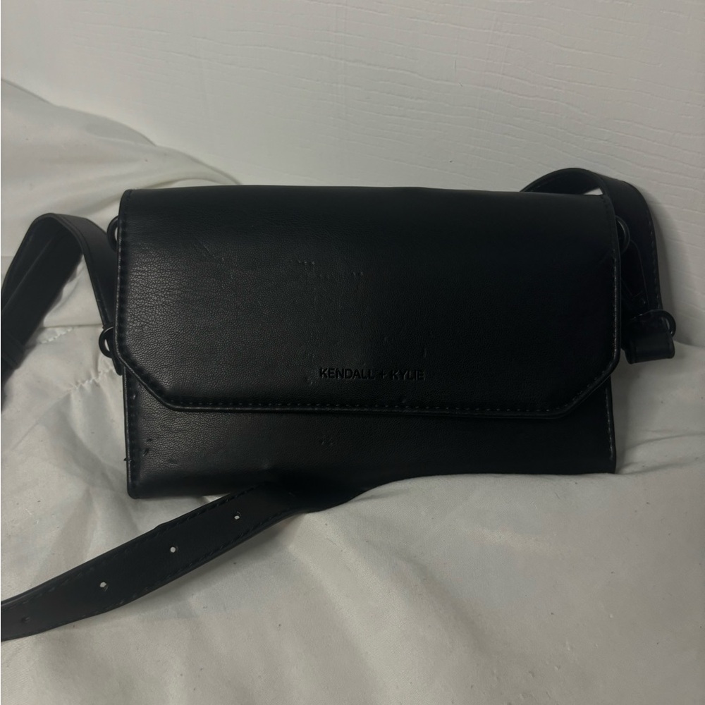 KENDALL + KYLIE Bay Crossbody Purse